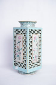 Chinese Famille Rose Porcelain Lantern, Qing Dynasty