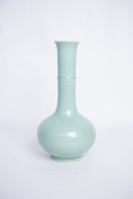 Chinese Celadon Glazed Bottle Vase with Mark
