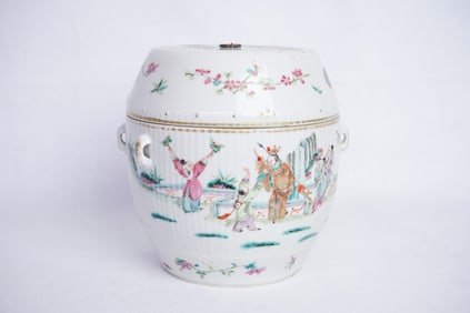 Chinese Famille Rose 'Figural'Covered Jar,19th Century