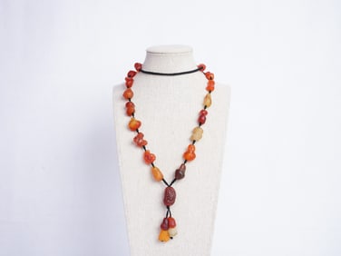 A Agate Necklace