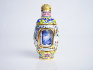 Chinese Painted Enamel Snuff Bottle