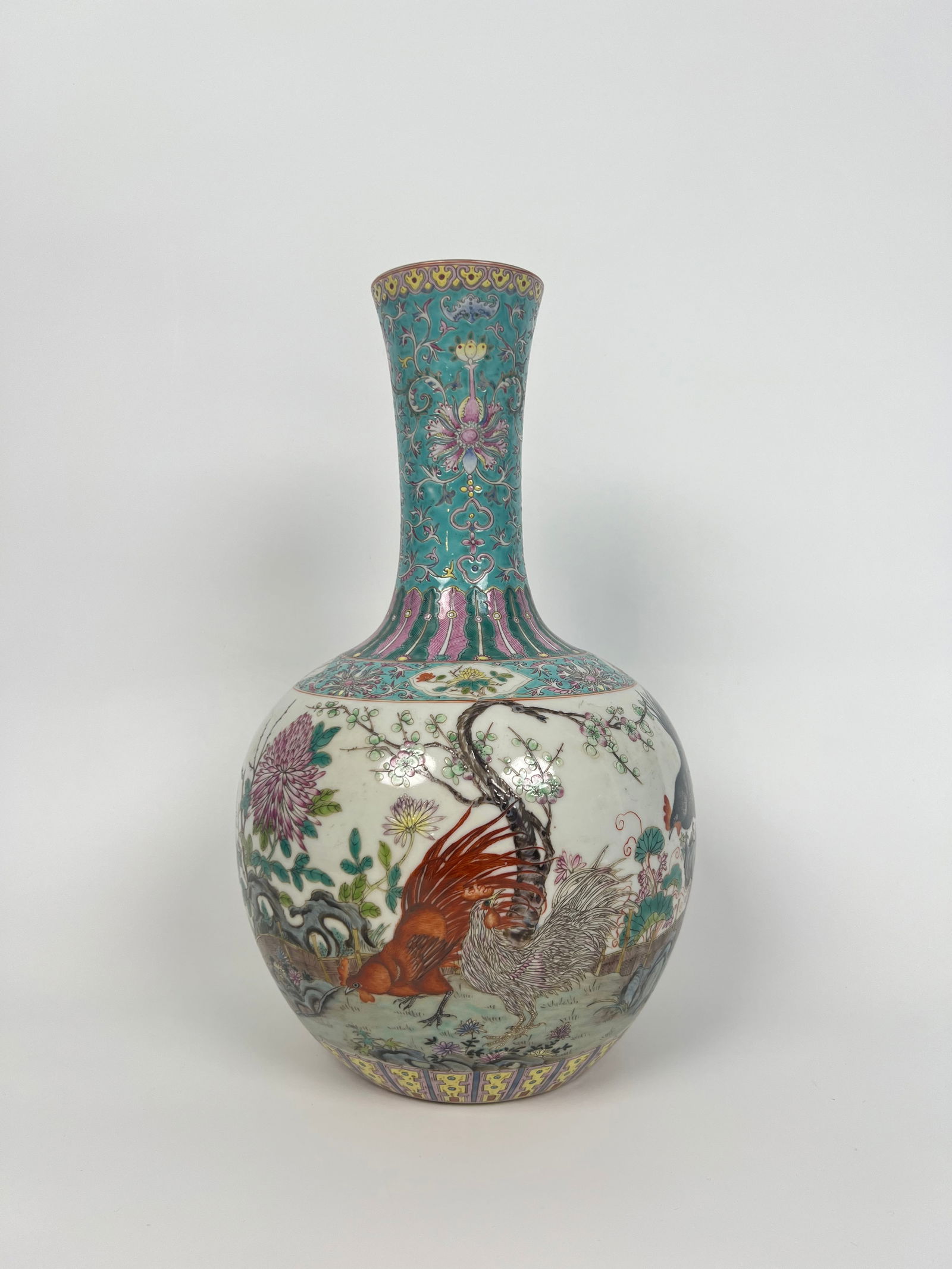 Chinese Famille Rose Porcelain Vase
