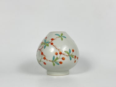 Chinese Famille Rose 'Butterfly And Flower' Lotus-Bud Vase