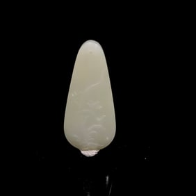 Chinese Carved Hetian Jade 'Orchid' Pendant