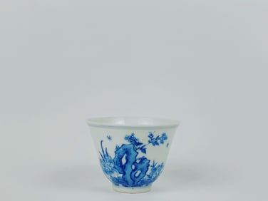 Chiense Blue and White Tea Cup, Kangxi Mark