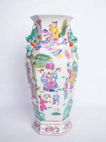 Chinese Famille Rose 'Figural' Hexagonal Vase,Qing Dynasty