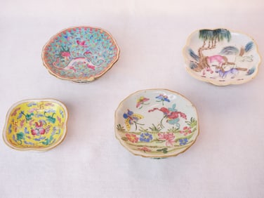 Group of 4 Chinese Famille Rose Footed Dishes,Qing Dynasty