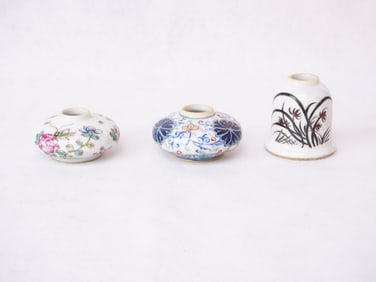 Lot of 3 Chinese Porcelain Scholar's Objects
