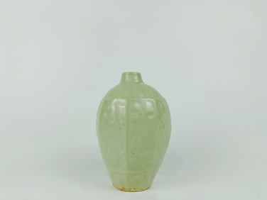 Chinese Qinbai-Glazed Vase