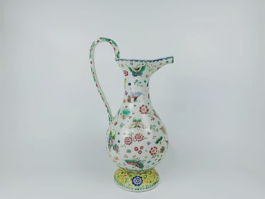 Rare Chinese Export Famille Rose 'Butterfly' Porcelain Ewer