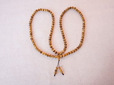 Chinese Chenxiangmu Beads Necklace