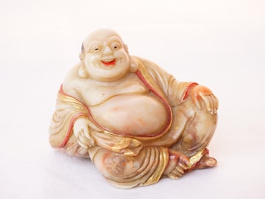 Chinese Carved Shoushan Stone Figure of A Buddha