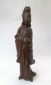 A Chinese Carved Longan Wood Figure of Guanyin,Qing Dynasty