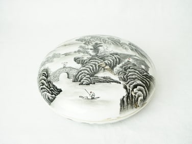 Chinese Grisaille-Decorated 'Landscape' Box and Cover, 20th Century
