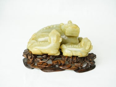 Rare Chinese Jade 'Three Mythical Beasts' Group, Qing Dynasty