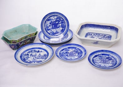 Group of 9 Chinese Export Porcelain Wares