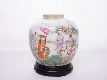 Chinese Famille-Rose 'Romance of The Three Kingdoms' Jar with Wood Stand, Qing Dynasty