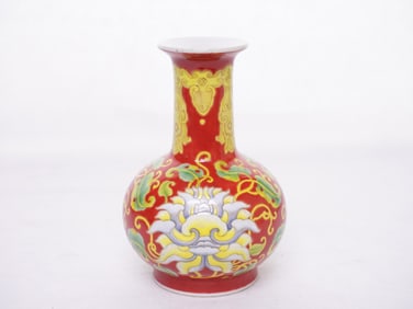 Rare Chinese Ruby-Ground Falangcai 'Floral' Vase, Kangxi Mark