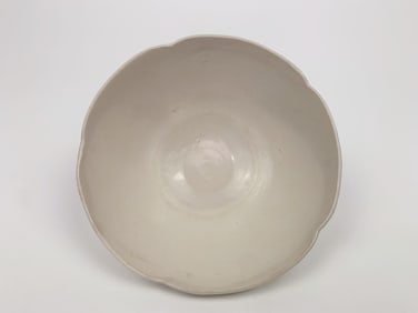 Chinese Xing Kiln Lobed Bowl