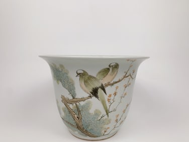 Chinese Hand Pinted Porcelain Planter