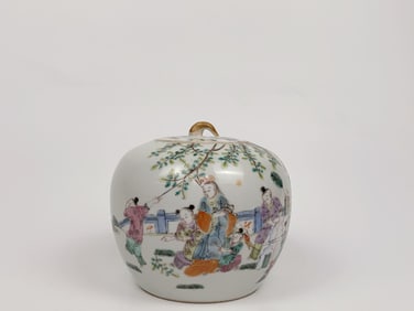 Chinese Famille Rose 'Figural' Porcelain Ginger Jar, 19th Century