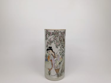 Chinese Qianjiangcai Enameled Hat Stand, Qing Dynasty