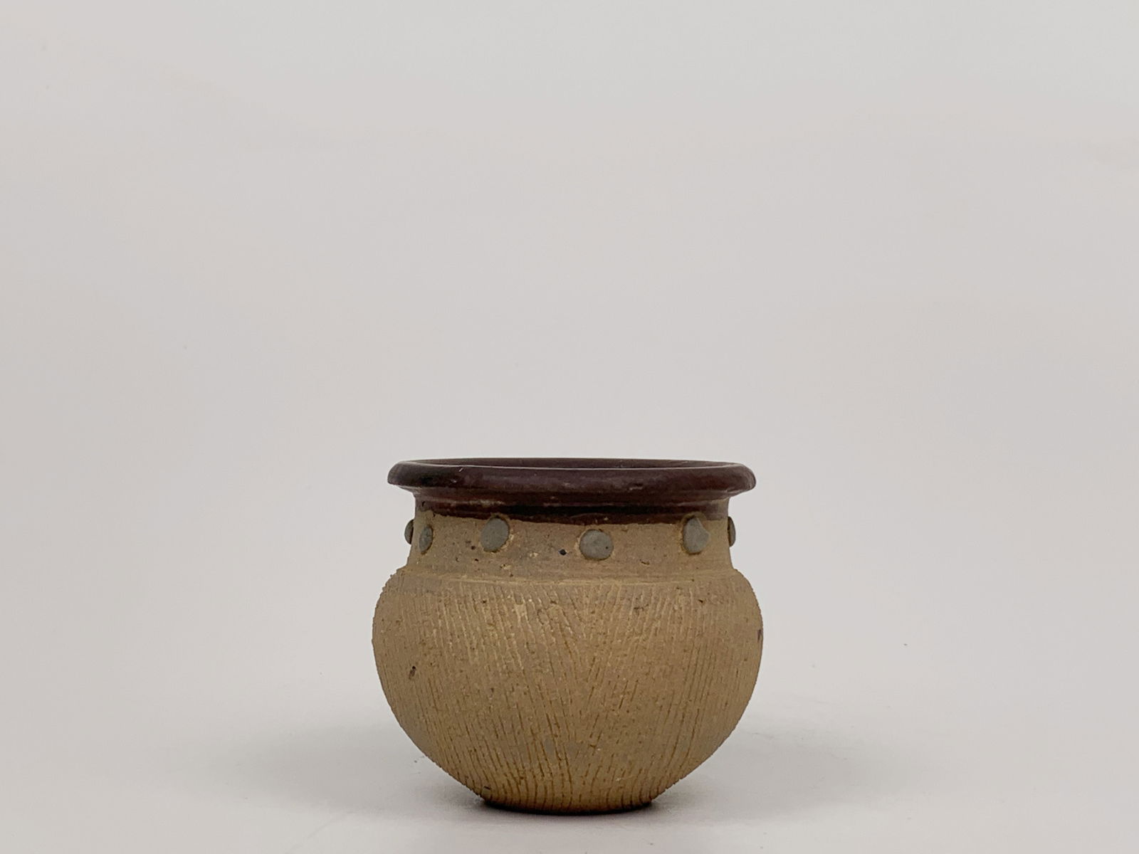 Chinese Ganzhou Kiln 'rice Measure' Jar - Aug 03, 2025 | Luxur Fine Art ...