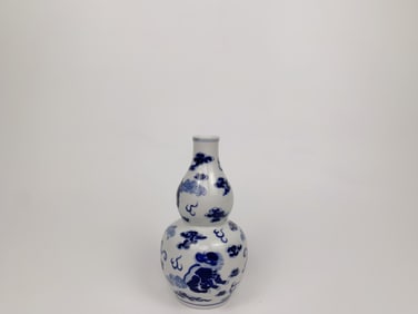Chinese Blue and White 'Buddhist Lion'Double Gourd Vase