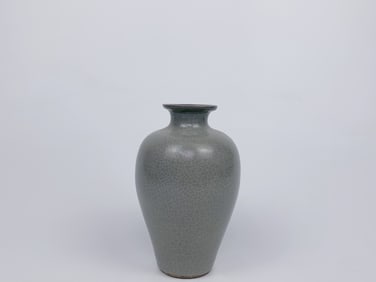 Chinese Longquan Crackle Glazed Meiping Vase