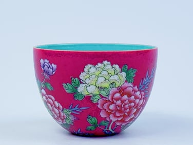 Chinese Ruby-Ground Enamel 'Floral' Bowl