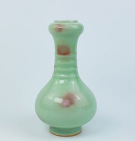 Chinese Celadon Glazed Garlic Mouth Vase