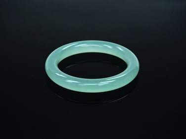 Chinese Transparent Jadeite Bangle