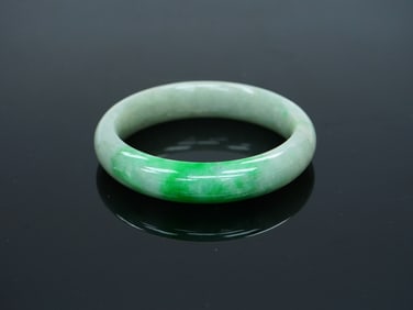 A Chinese Jadeite Bangle