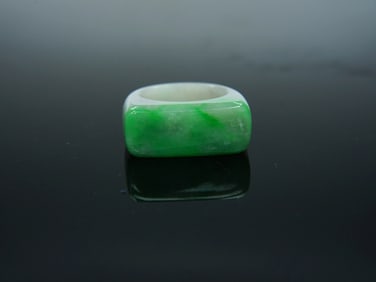 A Chinese Jadeite Saddle Ring