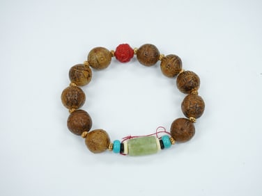 Chinese Jade and Phoenix Eye Bodhi Seed Bracelet