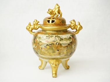 Japanese Satsuma Porcelain Censer,Meiji Period