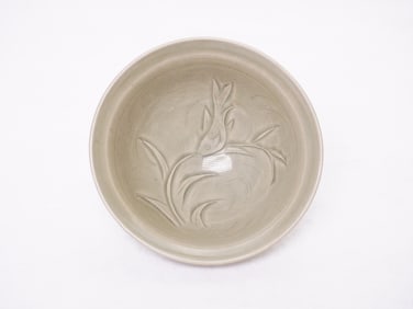 A Chinese Carved Yaozhou Bowl