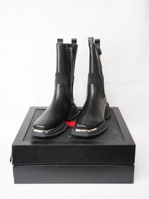 Pair of Fashion Boots