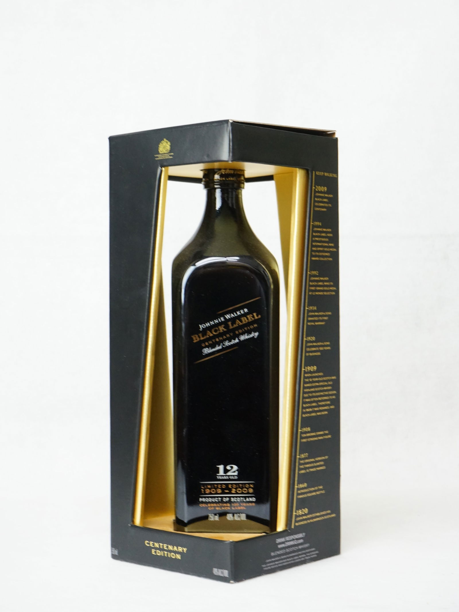 Johnnie Walker Black Label Limited Edition (1 of 3)