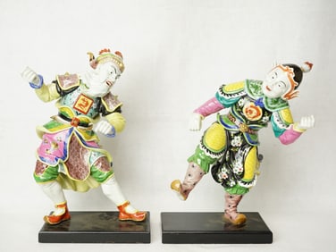 Lot of 2 Chinese Famille Rose Porcelain Figurines