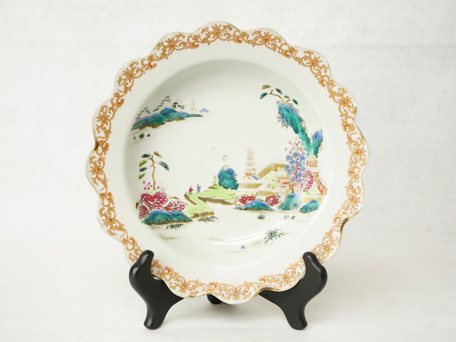 Chinese Export Famille Rose 'Landscape' Plate,18th Century (1 of 6)