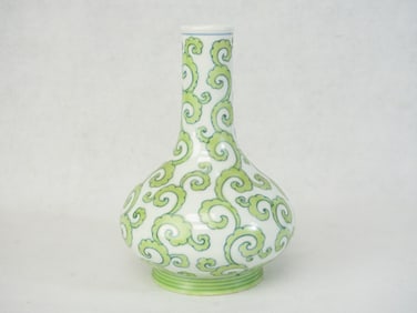 Chinese Doucai Porcelain Vase With Chenghua Mark