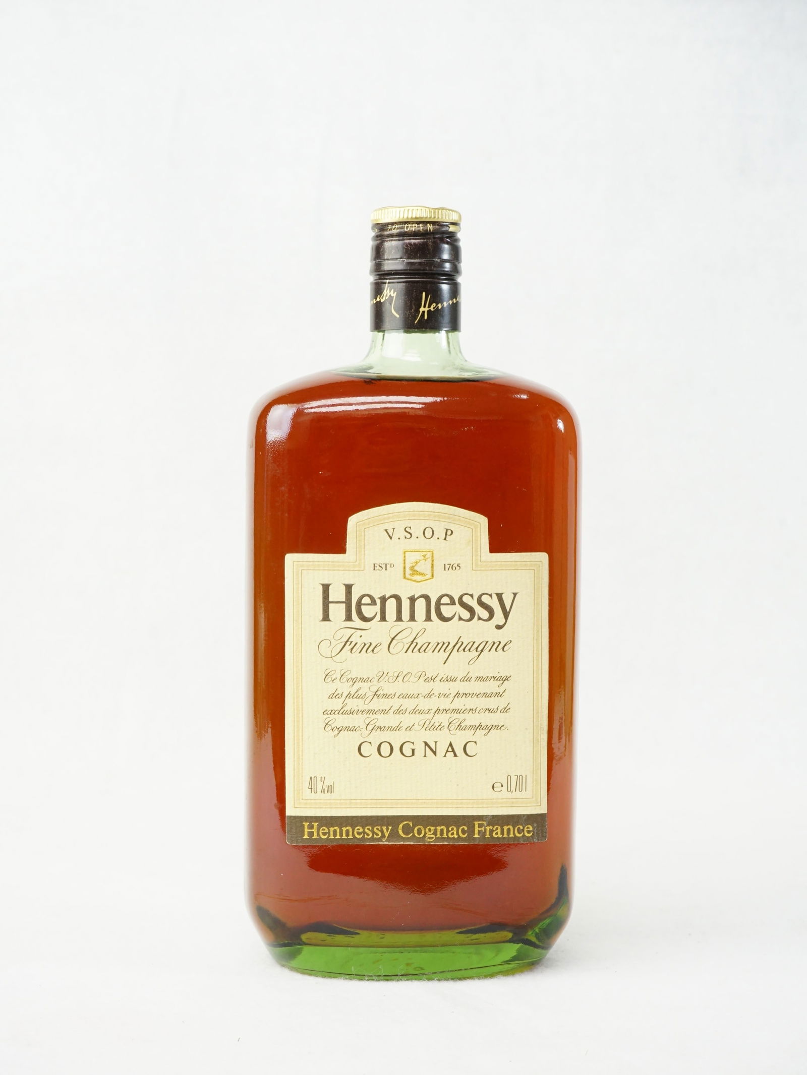 Hennessy V.S.O.P Fine Champagne Cognac Bottle (1 of 2)