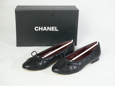 Chanel Black Quilted Cap toe Ballet Flats