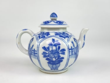 Chinese Blue and White Covered Teapot