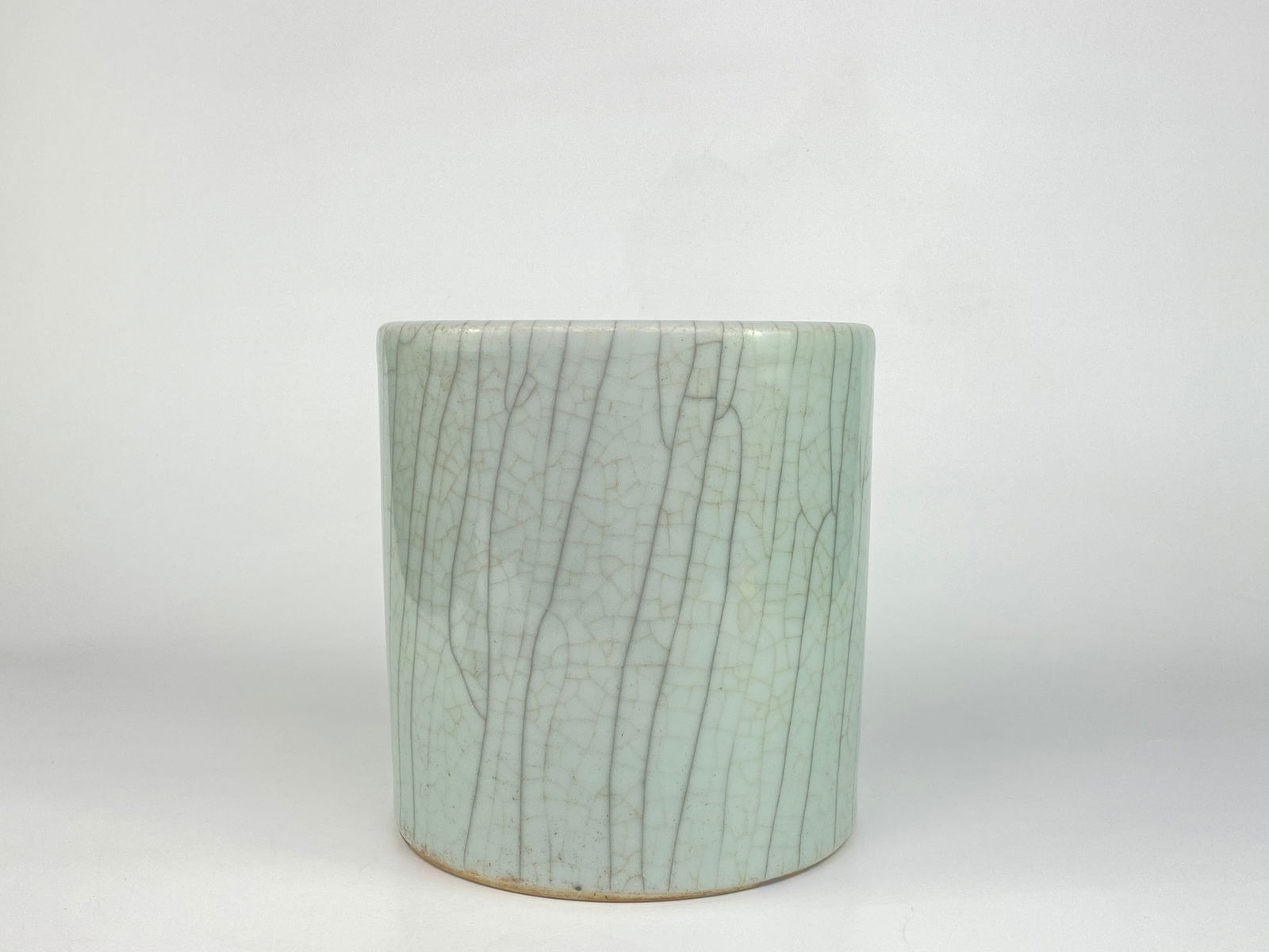 Chinese Celadon Crackle-Glaze Porcelain Brush Pot (1 of 10)