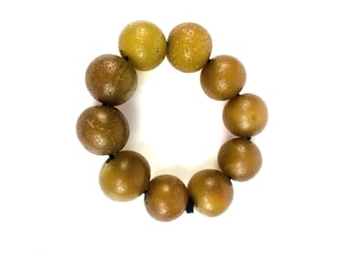 Antique Yellow Caverd Glass Bead Bracelet