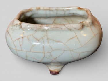 Chinese Guan Type Crackle-Glazed Tripod Porcelain Censer