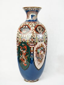 A Lagre Japanese Cloisonne Enamel Vases,Meiji Period