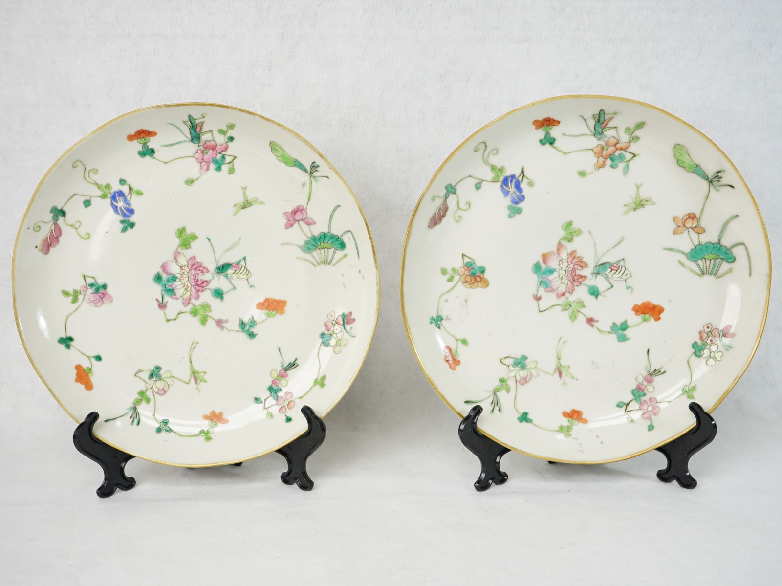 Chinese Famille Rose 'Insect ' Porcelain Plates,19th Century (1 of 8)